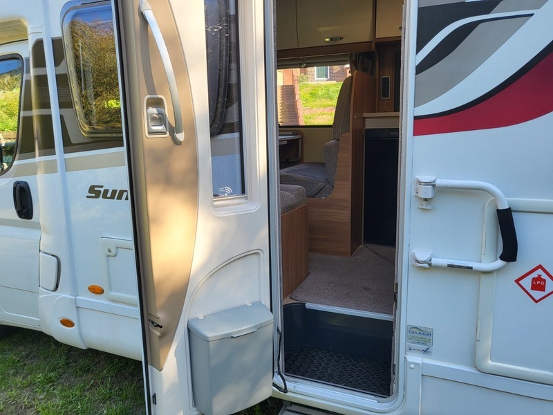 Fiat Ducato 33 B B C White #12