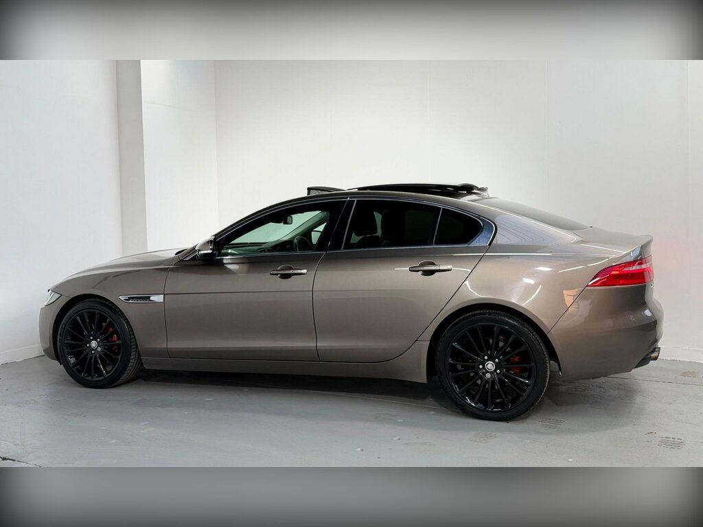 Jaguar XE 2.0D Prestige Euro 6 Ss Blue #7