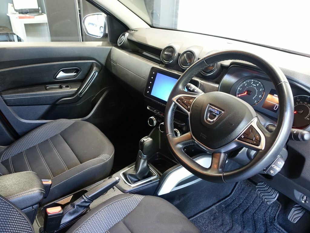 Dacia Duster 1.3L Prestige Orange #2