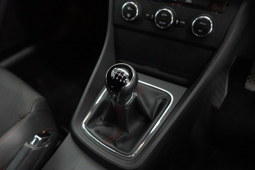 Seat Leon 1.8 Tsi Fr Hatchback Euro 6 Ss Black #17