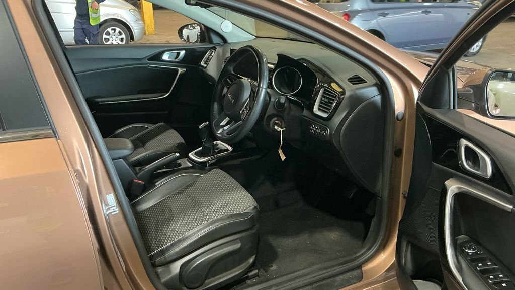 Kia Ceed 1.5L 3 Brown #2