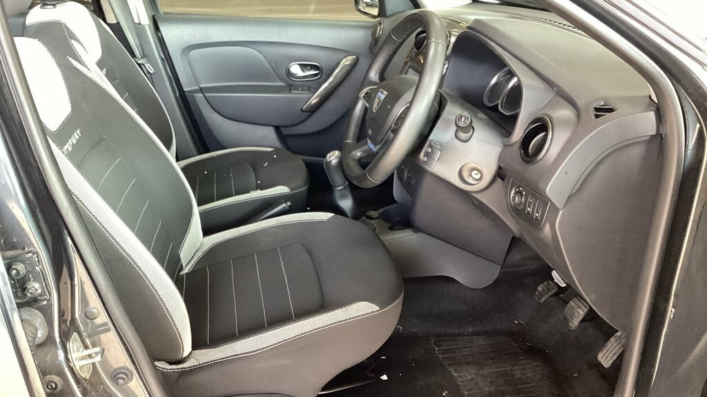 Dacia Sandero Stepway 0.9L Comfort Grey #3