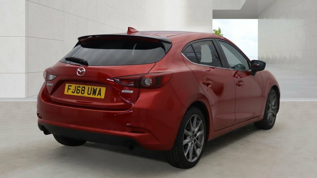 Mazda 3 2L Sport Black Red #4