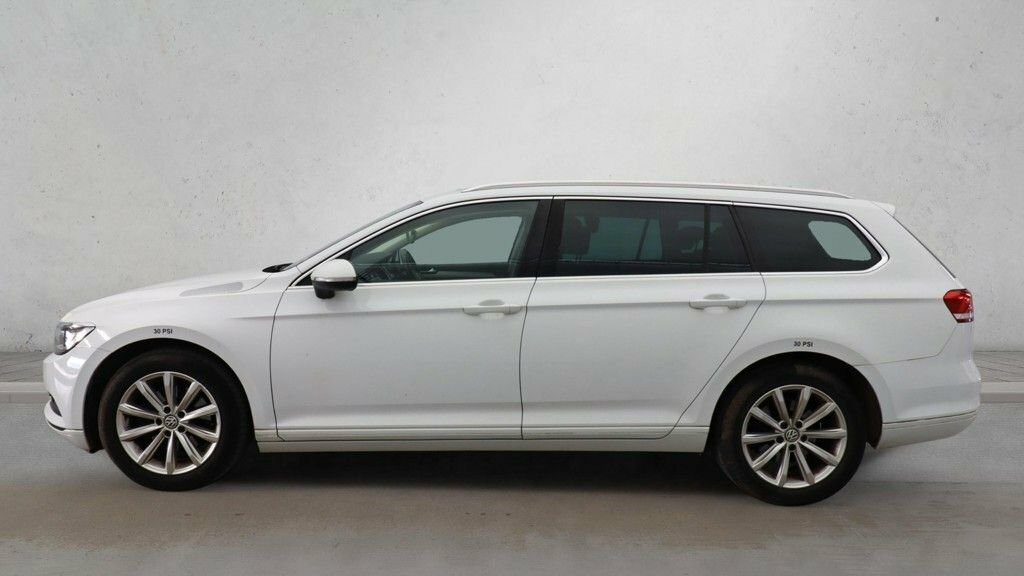 Volkswagen Passat 1.6 Tdi S  #8