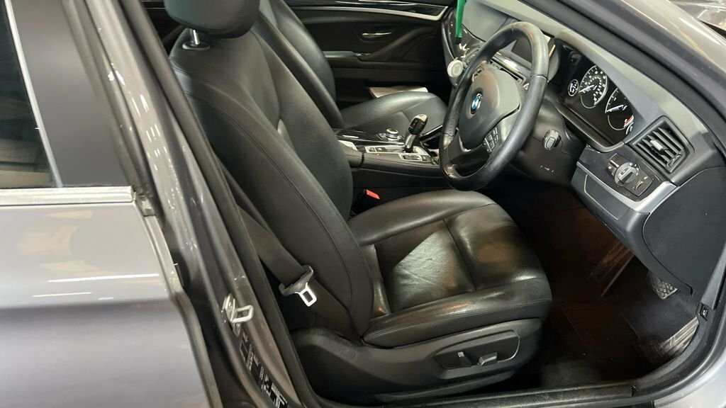 BMW 5 Series 520D M Sport Grey #2