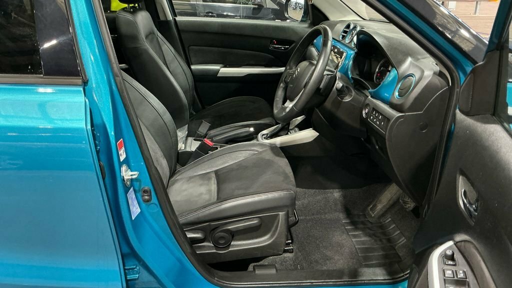 Suzuki Vitara 1.6L Sz5 Blue #2