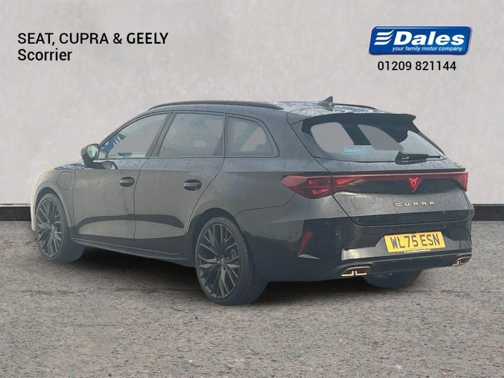 Seat Leon Leon 1.5 Ehybrid 204 Shadow Edition Dsg Estate Black #2