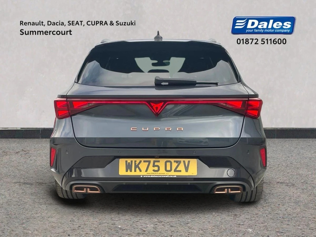 Seat Leon Leon 1.5 Ehybrid 204 Shadow Edition Dsg Estate Grey #4
