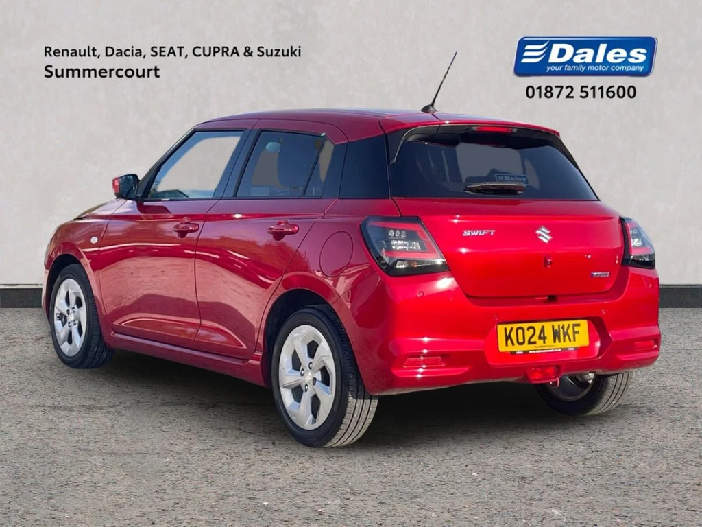 Suzuki Swift Swift 1.2 Mild Hybrid Motion Cvt Hatchback Red #2