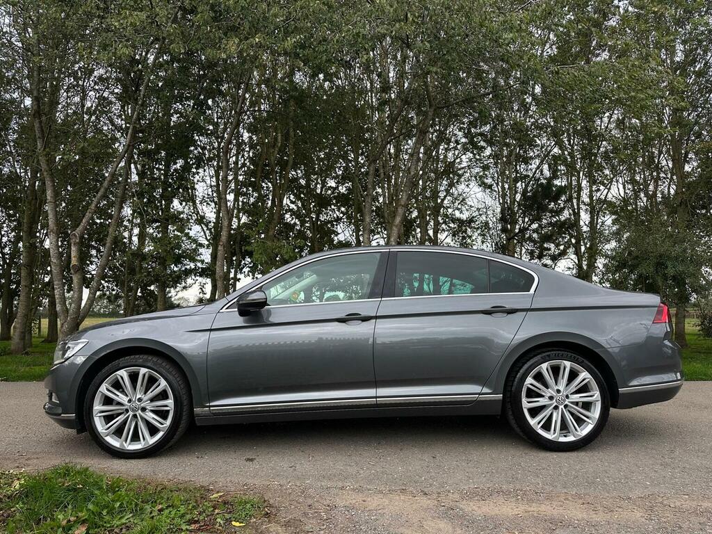 Volkswagen Passat Saloon 2.0 Tdi Bluemotion Tech Gt Dsg Euro 6 Ss Grey #4