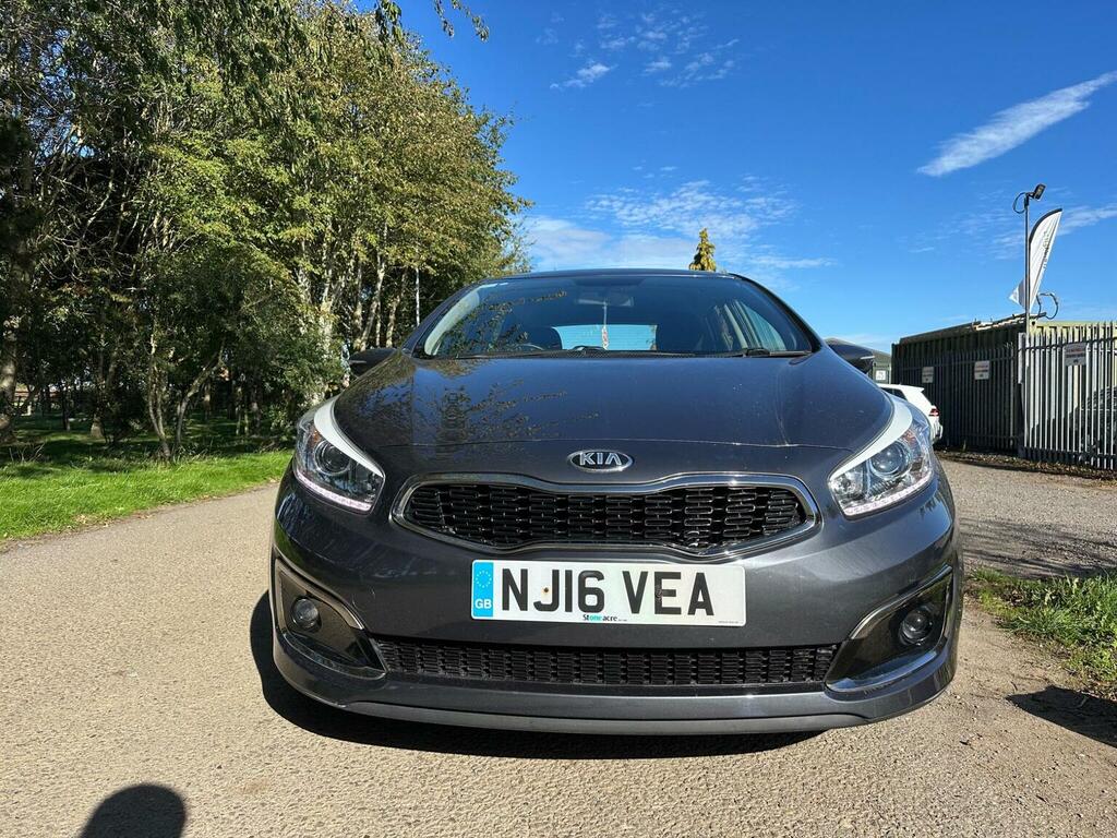 Kia Ceed Hatchback 1.6 Crdi 2 Euro 6 Ss 201616 Grey #2