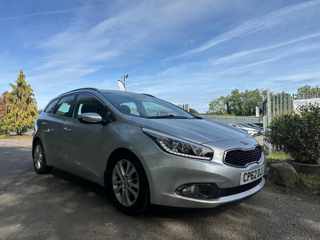 Kia Ceed 1.6 Crdi Ecodynamics 2 Sportswagon Euro 5 Ss Silver