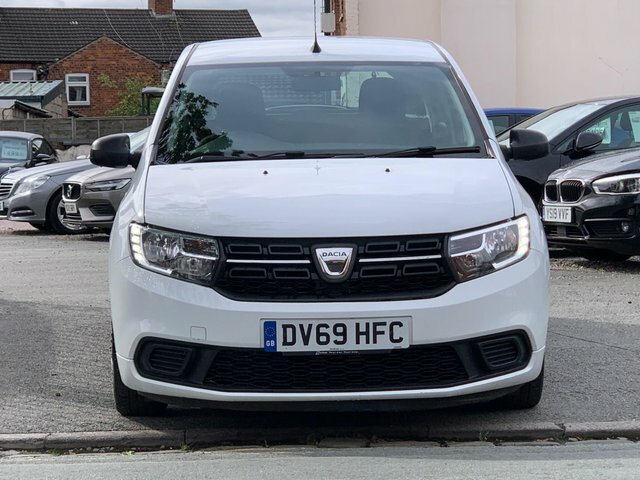 Dacia Sandero 1.0 Essential, 5Dr, Hb, Black Met, Very Clean Exa  #7