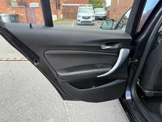 BMW 1 Series 120D M Sport Black #18
