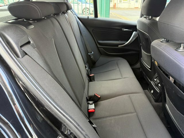 BMW 1 Series 120D M Sport Black #24