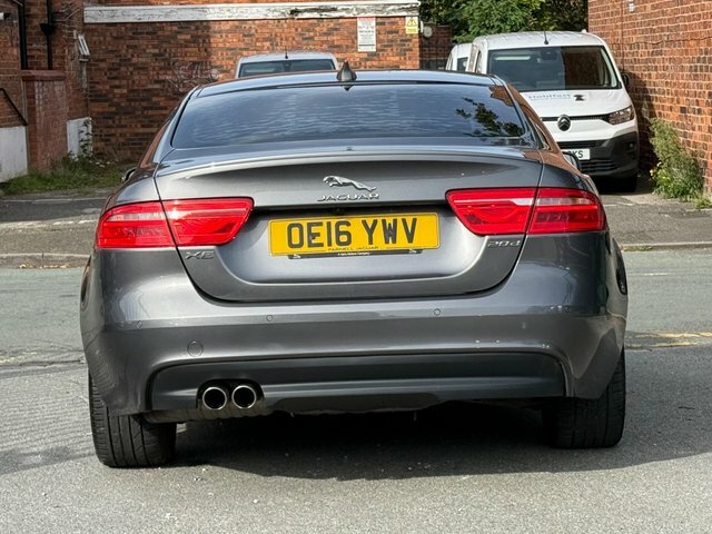 Jaguar XE 2.0D Portfolio Euro 6 Ss Red #9