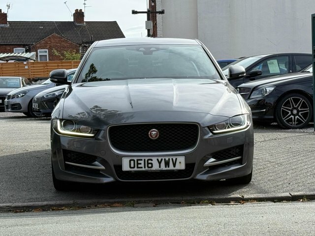 Jaguar XE 2.0D R-sport Euro 6 Ss Grey #2