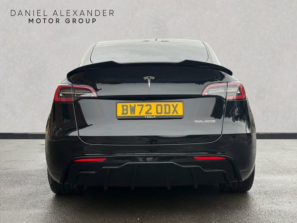 Tesla Model Y Suv Black #6