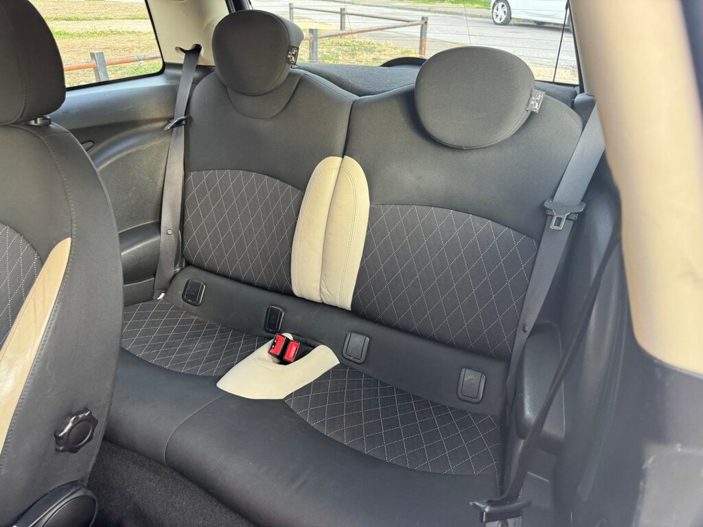 Mini Hatch 1.6 One Hatch White #3