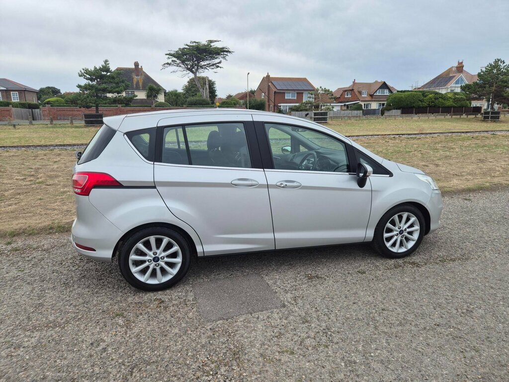 Ford B-Max Titanium Navigator Silver #3