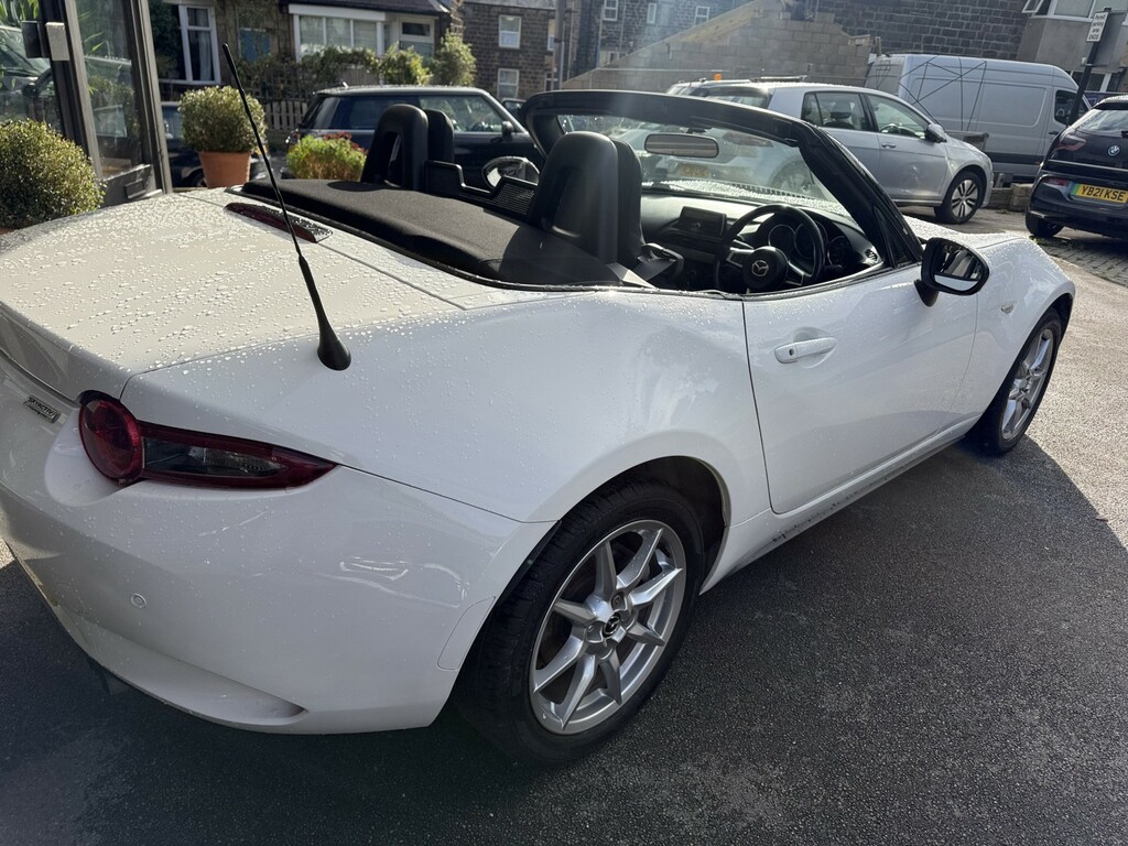 Mazda MX-5 1.5 Skyactiv-g Se White #4