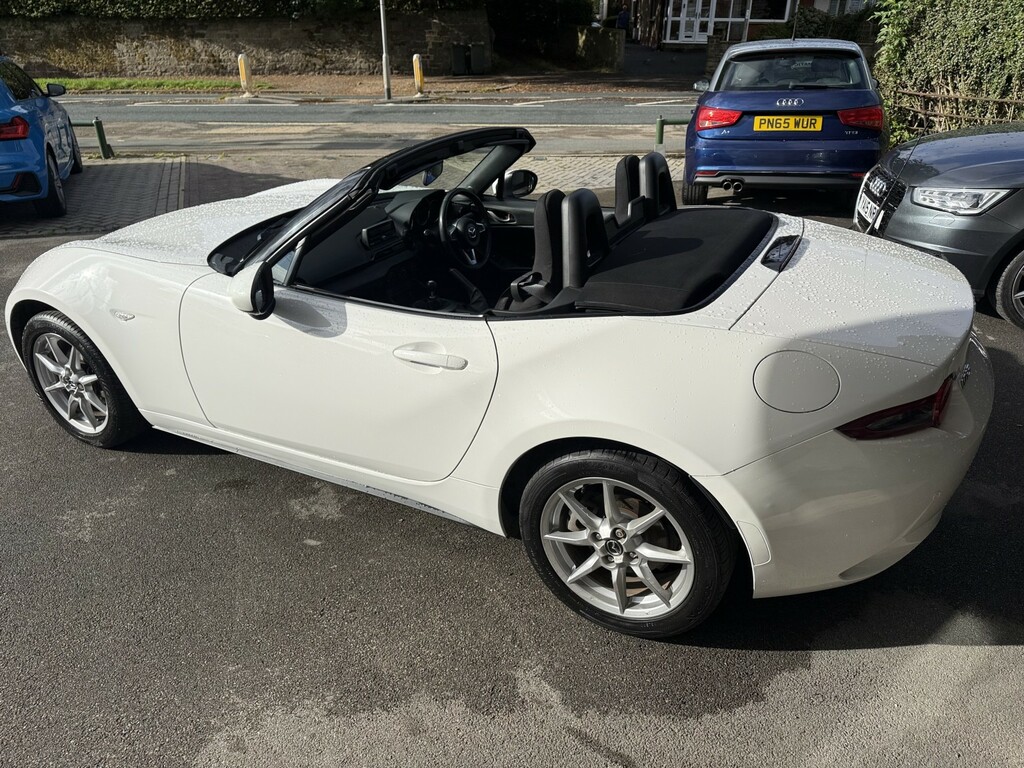 Mazda MX-5 1.5 Skyactiv-g Se White #2