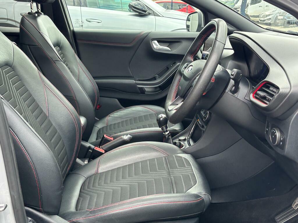 Ford Puma 1.0 Ecoboost Hybrid Mhev Titanium First Ed Black #11