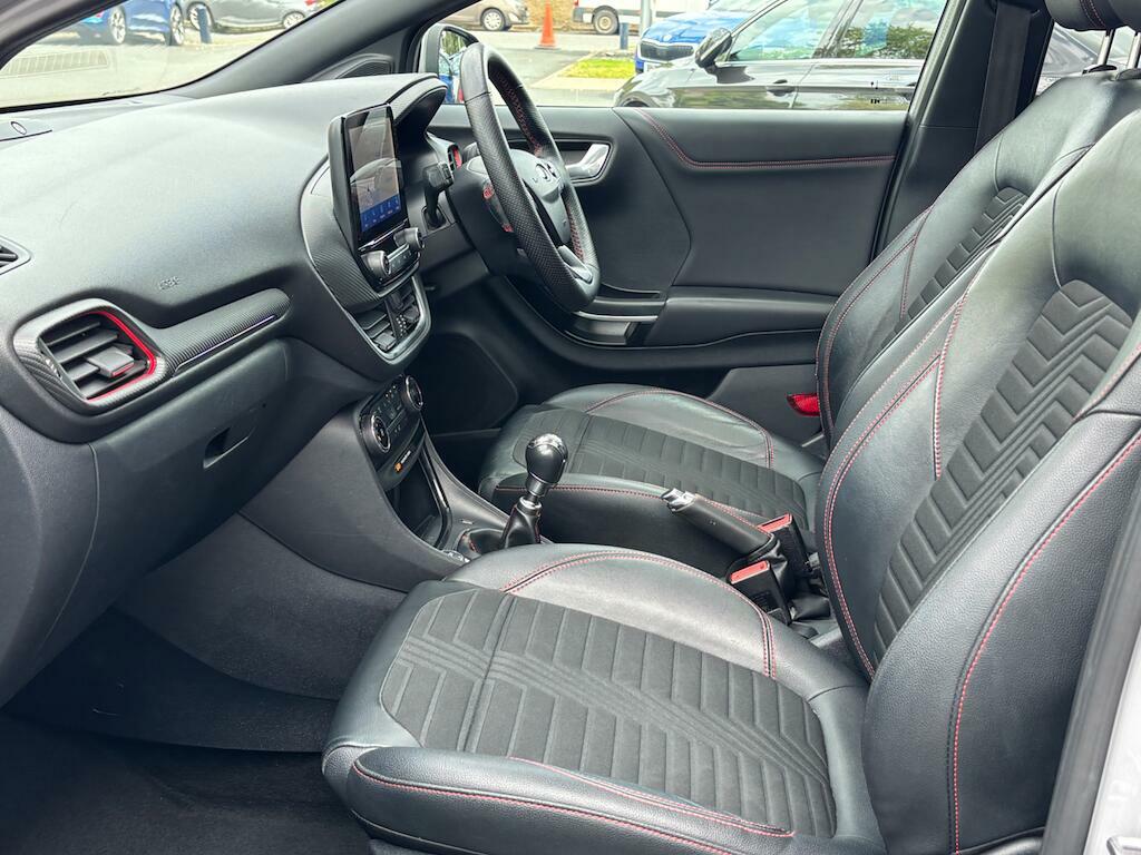 Ford Puma 1.0 Ecoboost Hybrid Mhev Titanium First Ed Black #16