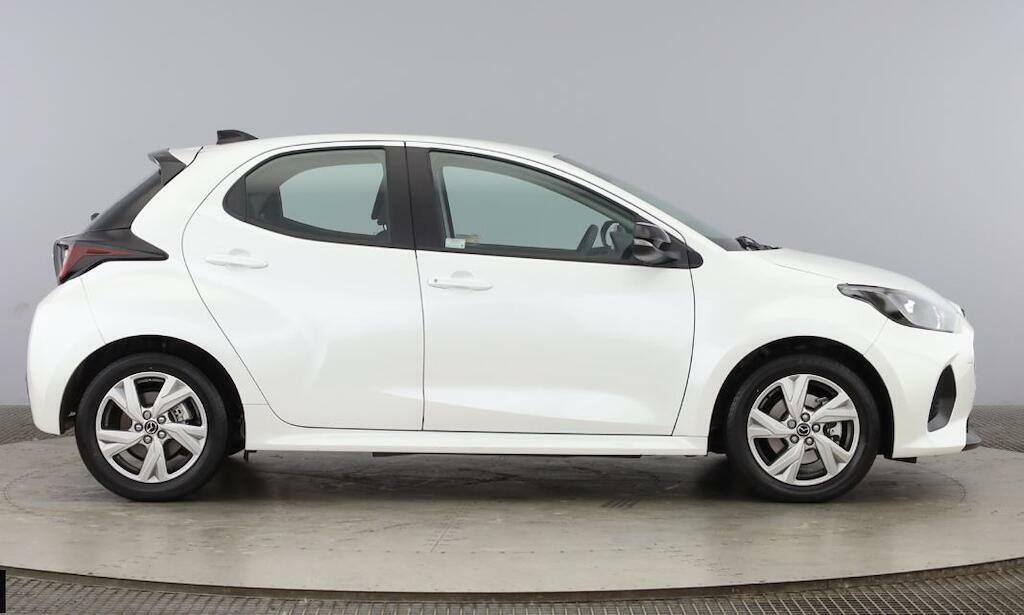 Mazda 2 Exclusive-line White #2