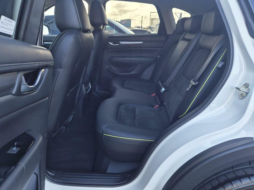 Mazda CX-5 2.0 Skyactiv-g Sport Red #37