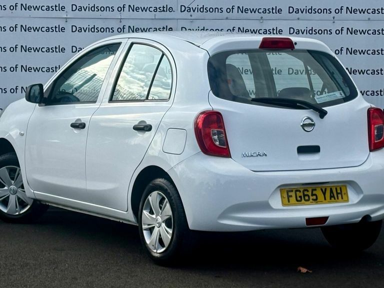 Nissan Micra 1.2 Visia Hatchback Euro 5 80 P White #4