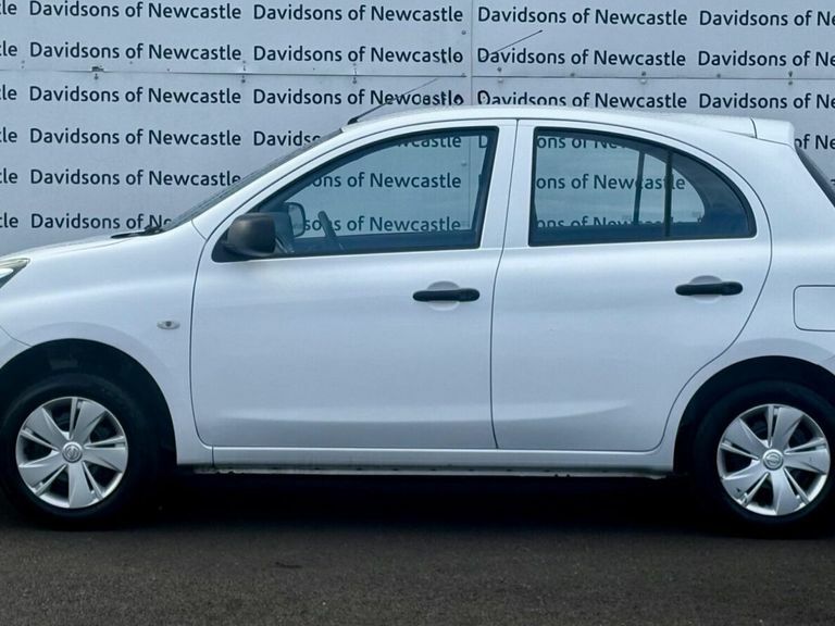 Nissan Micra 1.2 Visia Hatchback Euro 5 80 P White #5