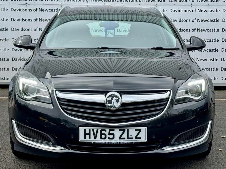 Vauxhall Insignia 1.4I Turbo Design Sports Tourer Black #2