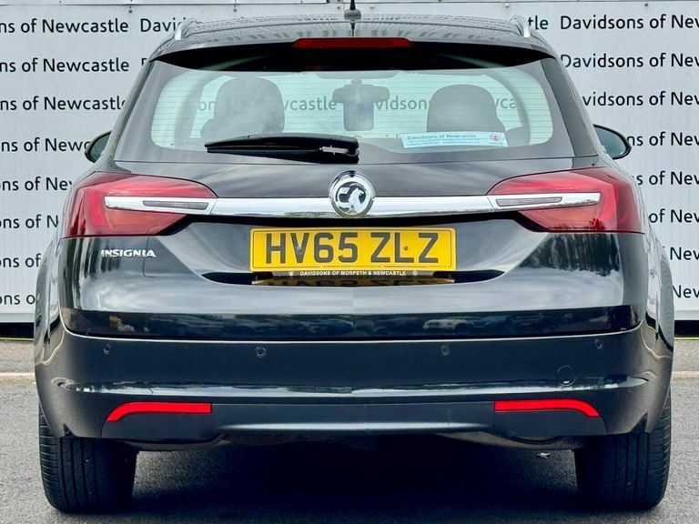 Vauxhall Insignia 1.4I Turbo Design Sports Tourer Black #6