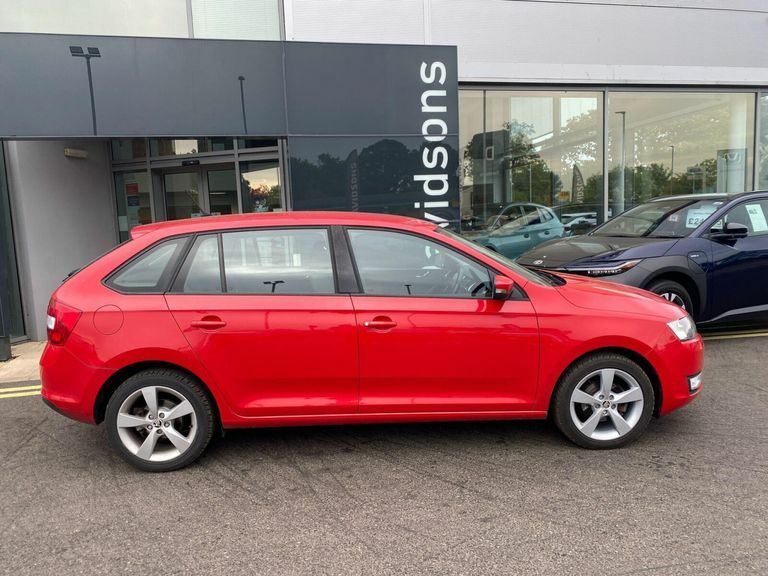 Skoda Rapid Spaceback 1.2 Tsi Se Tech Hatchback Euro 6 Red #2