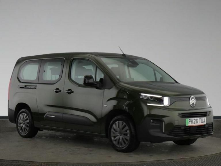 Citroen e-Berlingo 52Kwh Plus XL Mpv 7.4Kw Charger Green