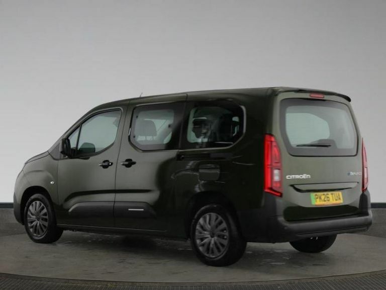 Citroen e-Berlingo 52Kwh Plus XL Mpv 7.4Kw Charger Green #4