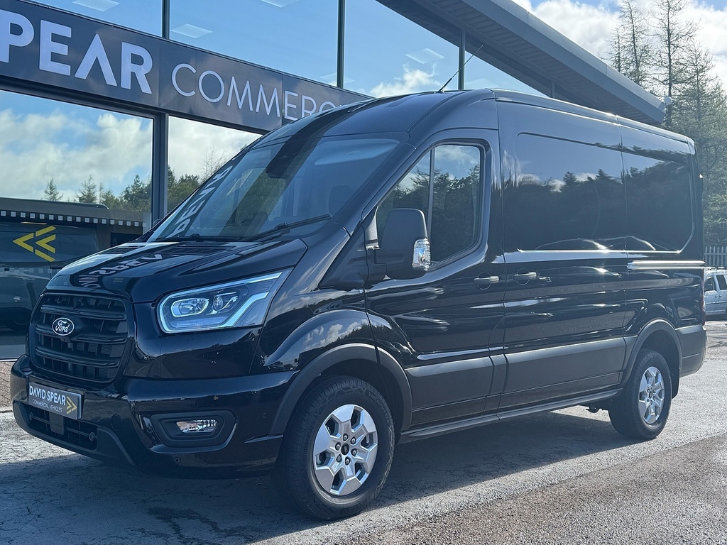 Ford Transit Custom 350 L2 H2 Limited 165Ps With Sat Nav, He Black