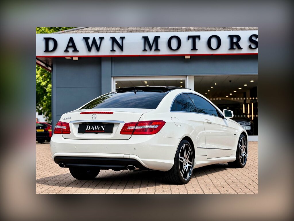Mercedes-Benz E Class 3.0 E350 Cdi V6 Blueefficiency Sport G-tronic Euro White #2