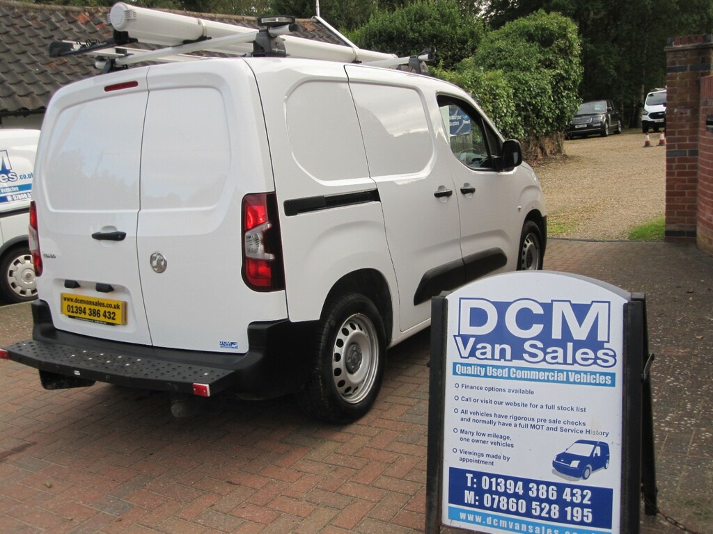 Vauxhall Combo 2300 1.5 Turbo D 100Ps H1 Sportive Van  #7