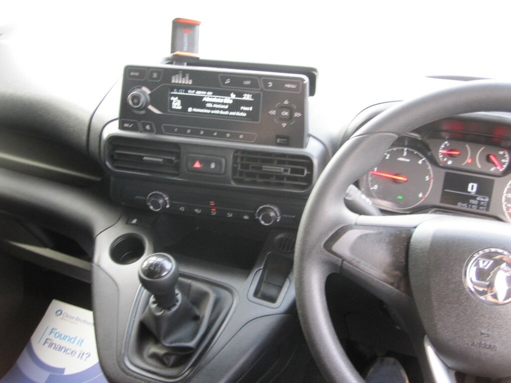 Vauxhall Combo 2300 1.5 Turbo D 100Ps H1 Sportive Van  #19