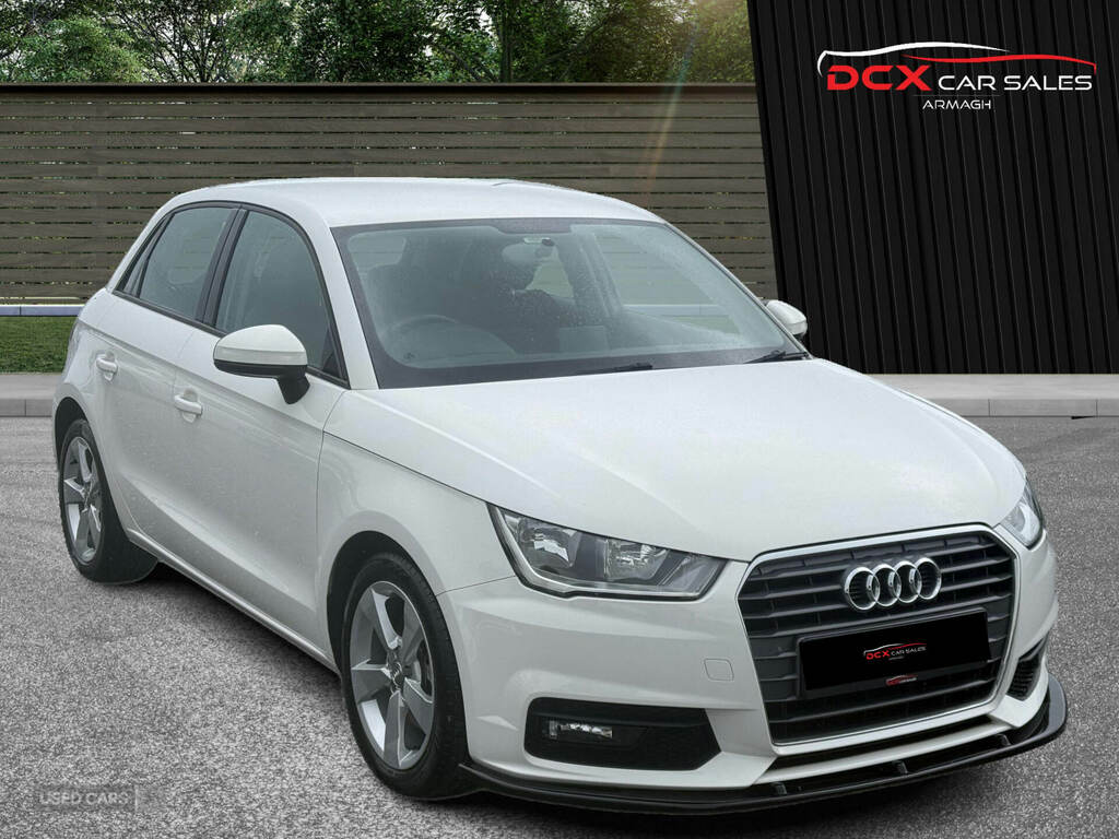 Audi A1 1.6 Tdi Sport White #2