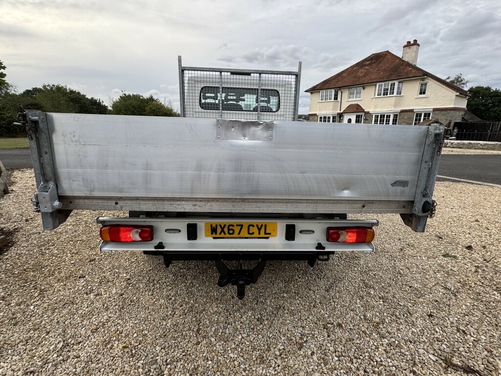 Peugeot Boxer 2017 2.0 Bluehdi 335 Professional Panel Van Di White #8