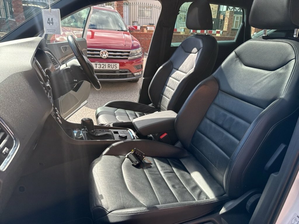 Seat Ateca 2L Xcellence Lux White #6