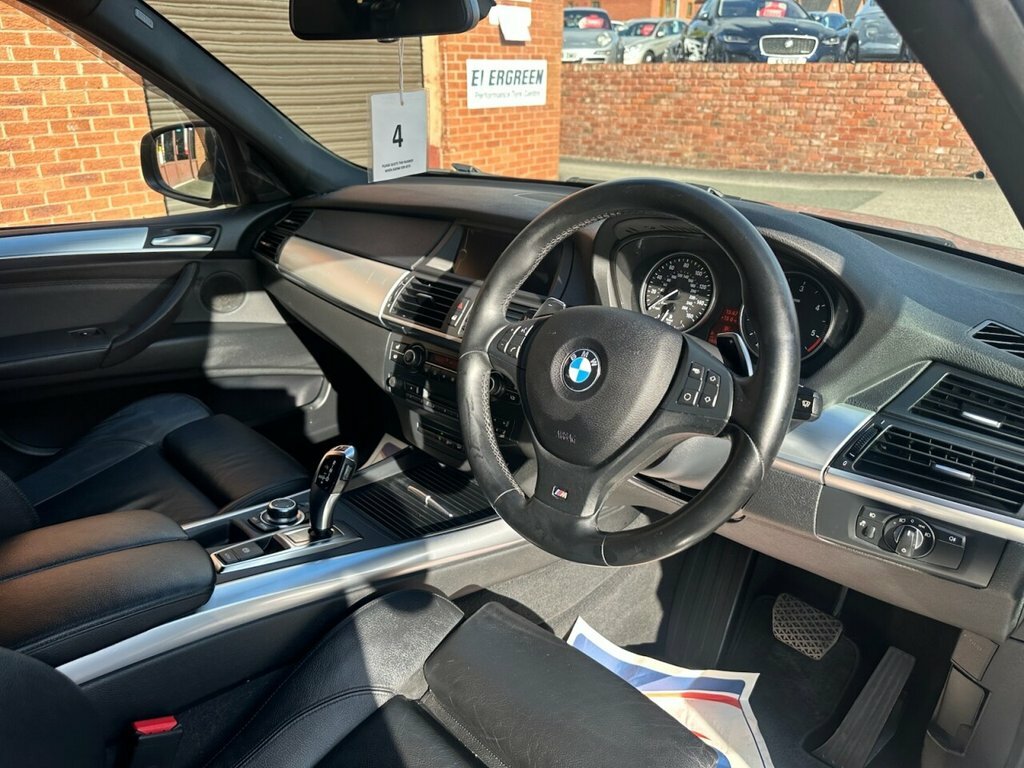 BMW X5 Xdrive40d M Sport White #4