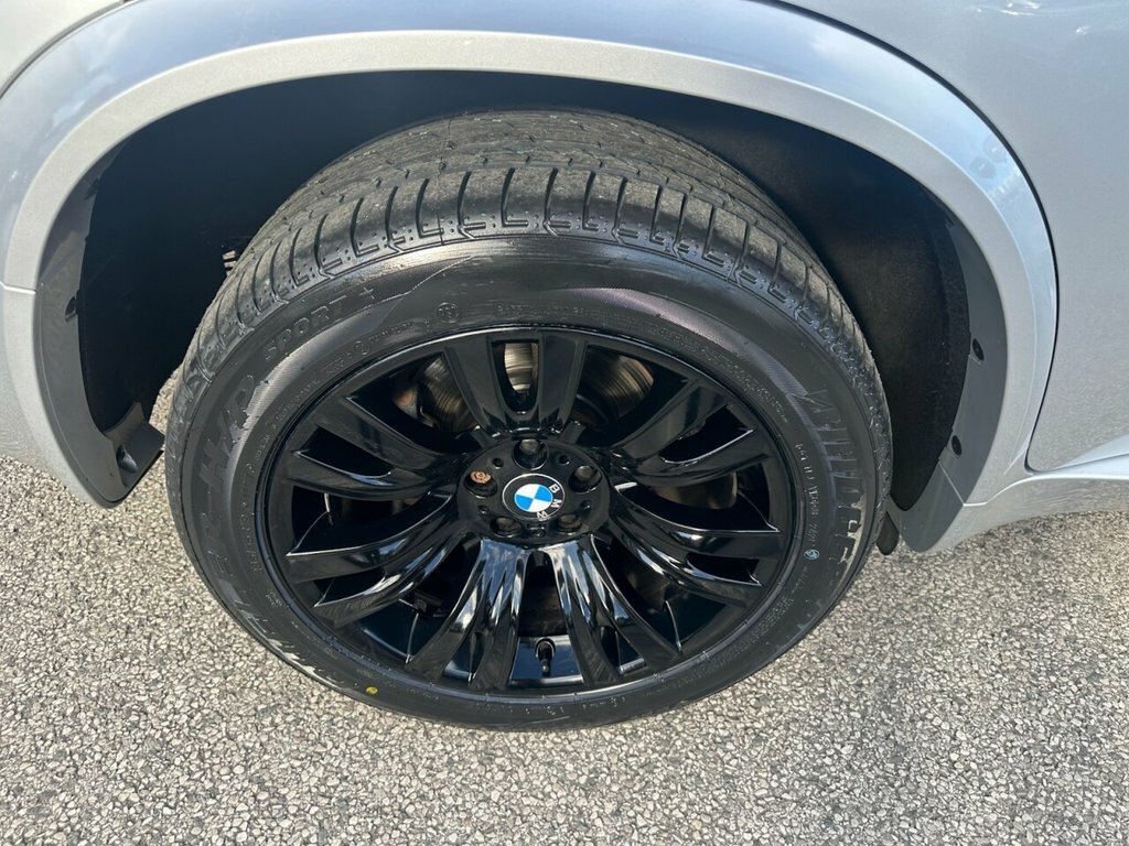 BMW X5 Xdrive40d M Sport White #29