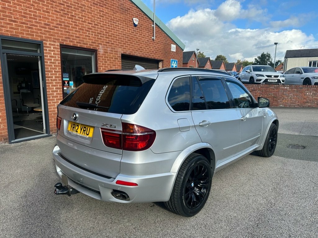 BMW X5 Xdrive40d M Sport White #44