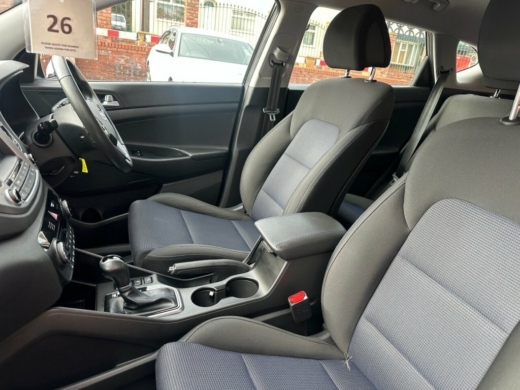 Hyundai Tucson 1.7L Se Nav Black #5