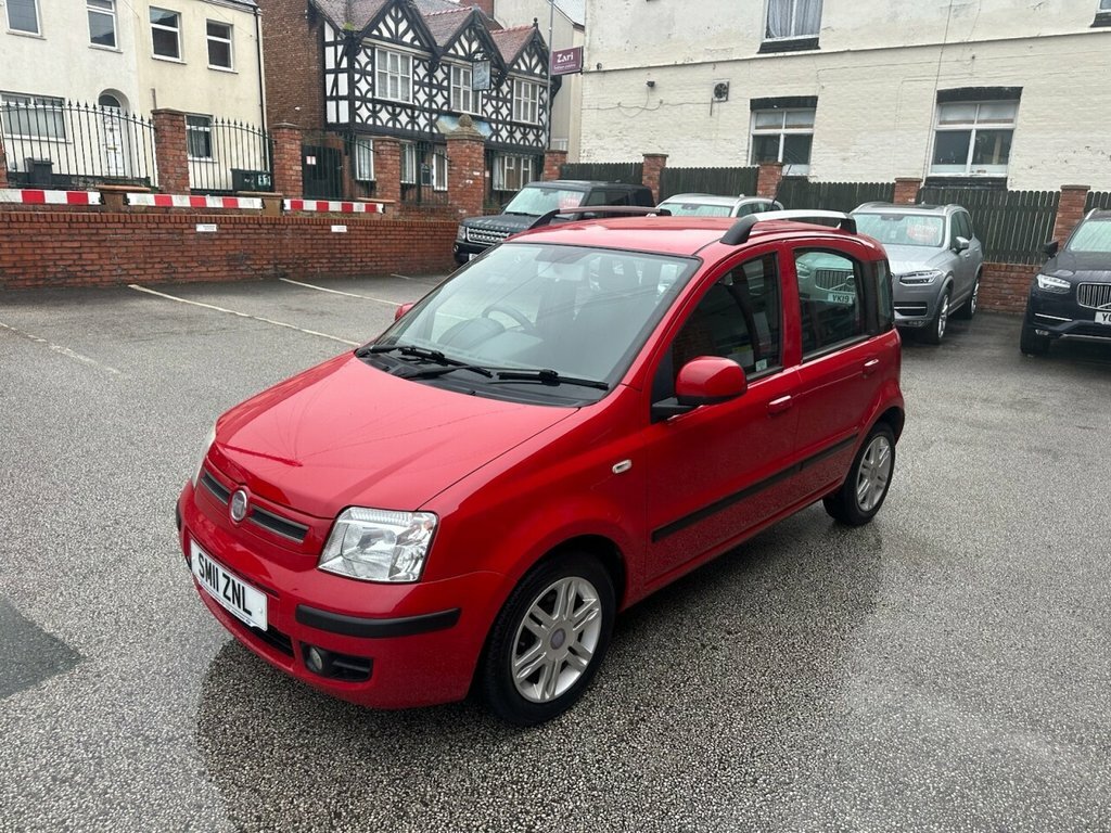 Fiat Panda 1.2L Dynamic Red #2