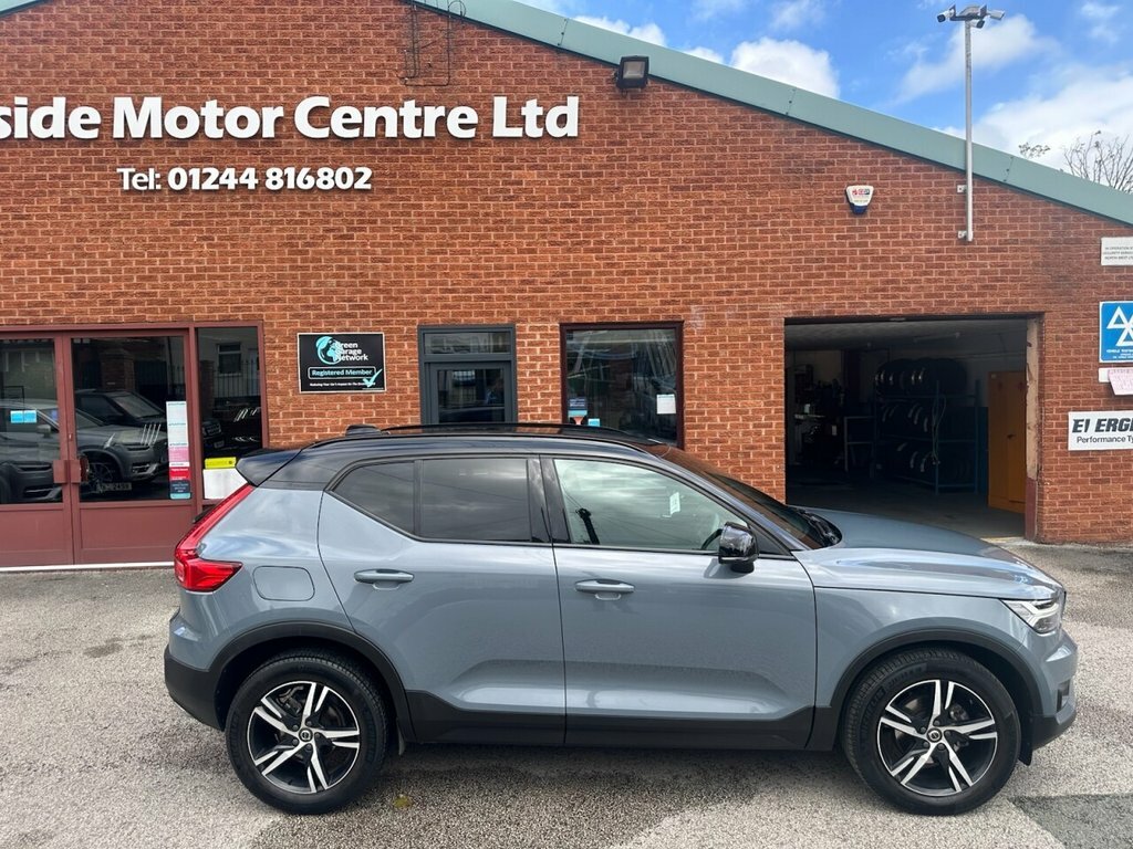 Volvo XC40 2L R-design Grey #3